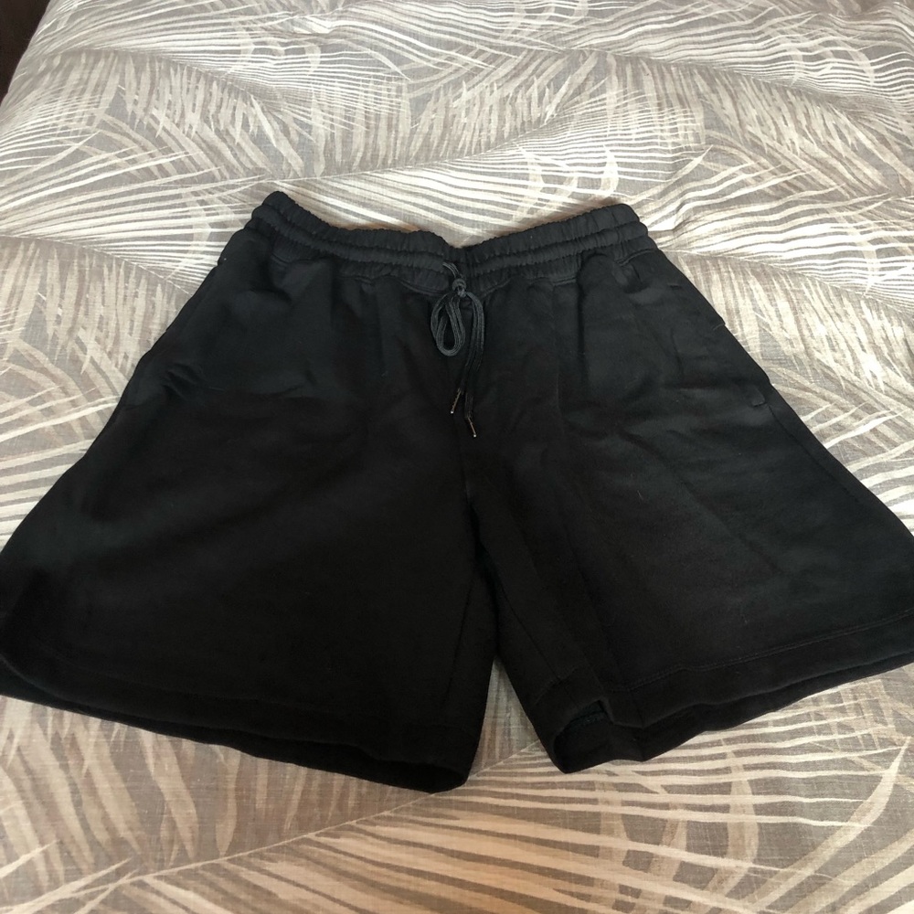 New in Package Womens Rae Mode Shorts.side pockets and adjustable draw string.